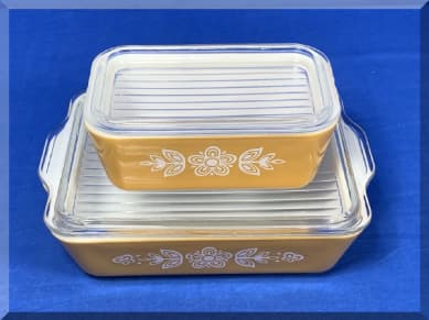 Andrews Estate Service AES86 Pyrex Dishes Packaging