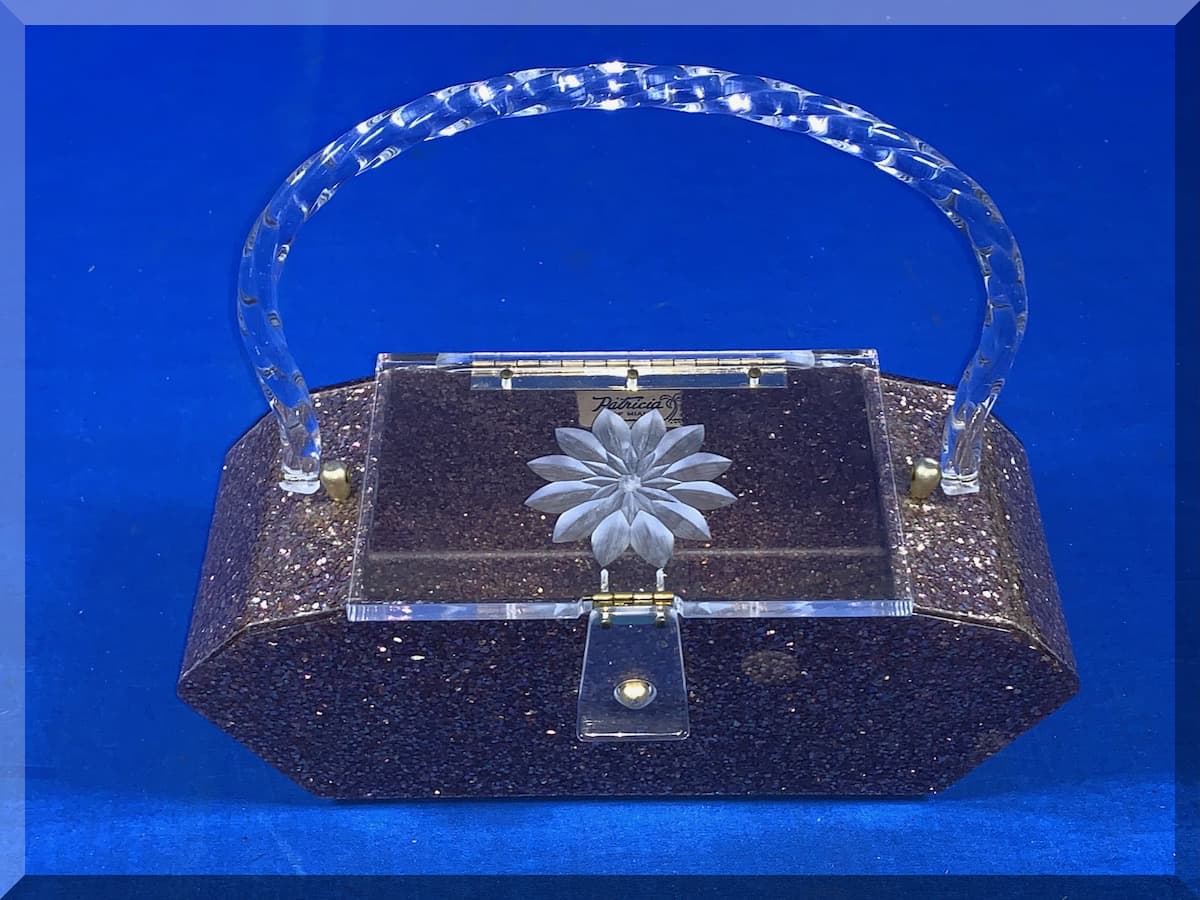 Andrews Estate Service AES86 Mid Century Lucite Purse Andrews Estate Service AES86 Mid Century Lucite Purse