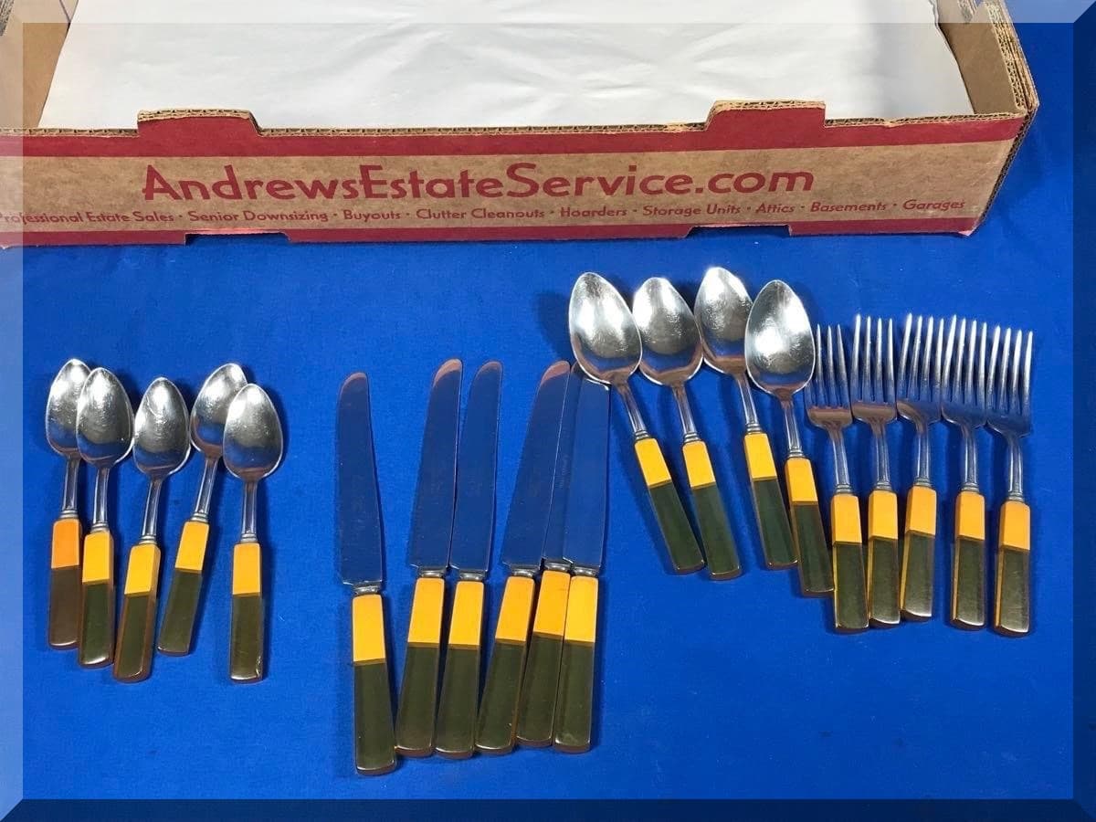 Andrews Estate Service AES86 Vintage Bakelite Flatware Andrews Estate Service AES86 Vintage Bakelite Flatware