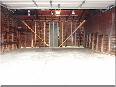 Andrews Estate Service Household Liquidation Specialists Garage Hamburg NY 14075 Emptied