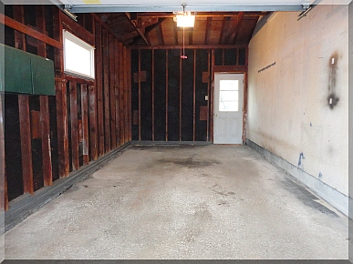 Andrews Estate Service Household Liquidation Specialists Garage Tonawanda NY 14150 Emptied